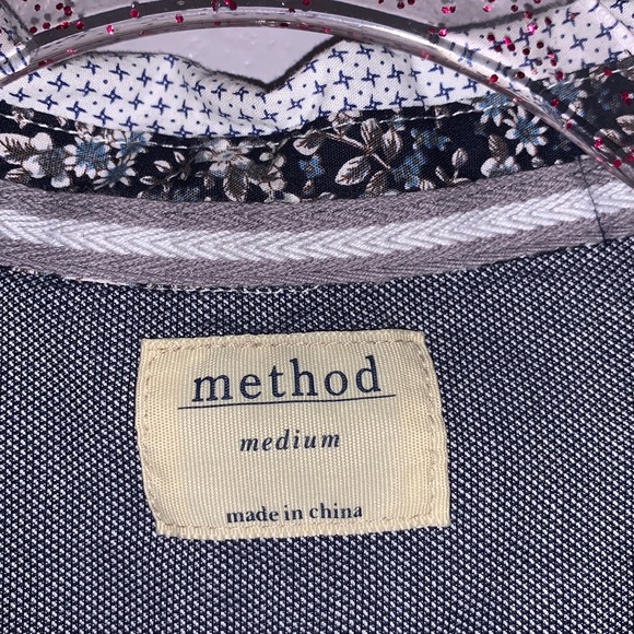 Method white patterned collared button Down shirt - Picture 7 of 7